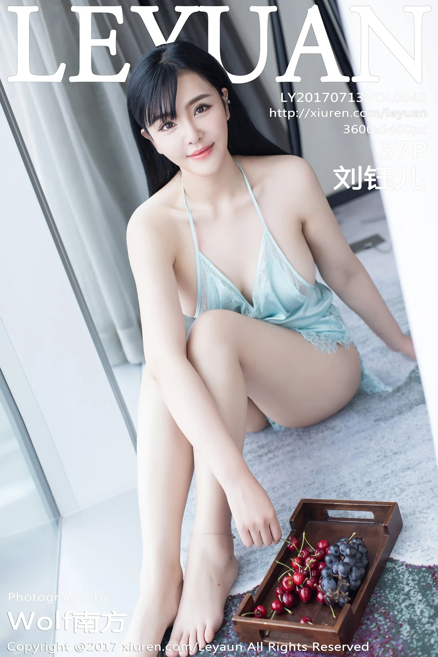 [LeYuan星乐园]Vol.045_女神刘钰儿居家蓝色吊带蕾丝睡裙秀傲人豪乳完美曲线写真37P-秀人网 - XiuRen.Pro